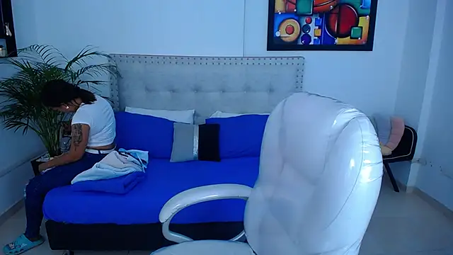 Snapshot of Chiqui_milk_ chatting on 02-03-25, 07:10 Chiqui milk online show from 02-03-25, 07:10