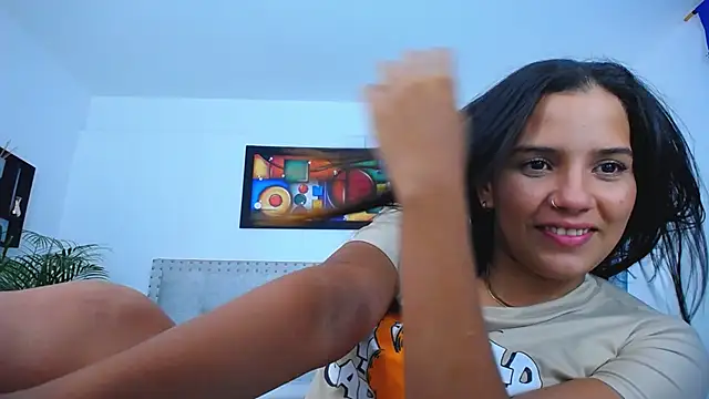 Snapshot of Chiqui_milk_ chatting on 02-09-25, 12:17 Chiqui milk online show from 02-09-25, 12:17