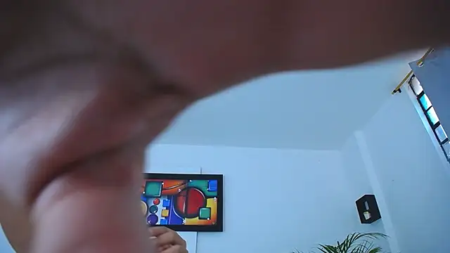 Snapshot of Chiqui_milk_ chatting on 02-22-25, 10:20 Chiqui milk online show from 02-22-25, 10:20