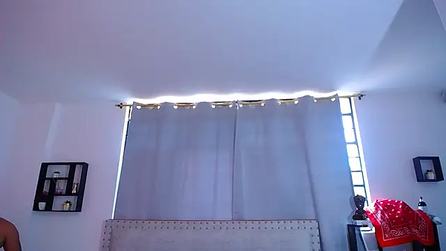 Snapshot of Chiqui_milk_ chatting on 03-10-25, 07:07 Chiqui milk online show from 03-10-25, 07:07