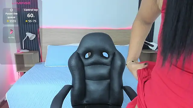 Snapshot of Chiqui_milk_ chatting on 09-22-25, 07:16 Chiqui milk online show from 09-22-25, 07:16