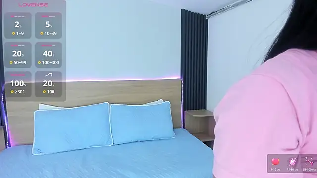 Snapshot of Chiqui_milk_ chatting on 10-06-25, 07:00 Chiqui milk online show from 10-06-25, 07:00