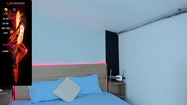 Snapshot of Chiqui_milk_ chatting on 11-17-25, 06:57 Chiqui milk online show from 11-17-25, 06:57