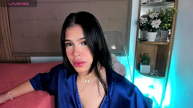 Snapshot of Natasha__Sccott chatting on 01-27-25, 02:57 Natasha Sccott online show from 01-27-25, 02:57