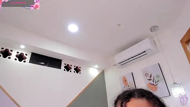 Snapshot of kitty_kayo chatting on 12-02-24, 09:35 kitty kayo online show from 12-02-24, 09:35