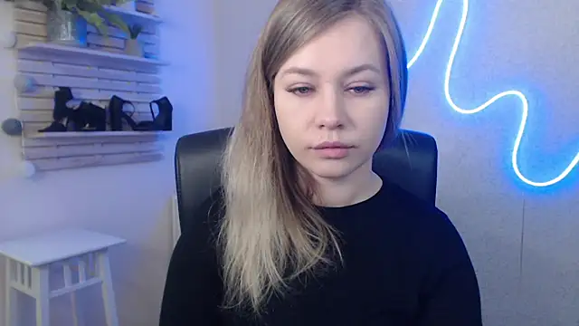 holly xglam online show from 01-16-25, 03:23