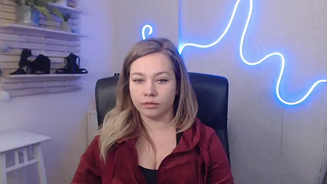 holly xglam online show from 01-20-25, 07:36