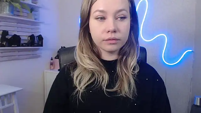 holly xglam online show from 01-22-25, 03:20