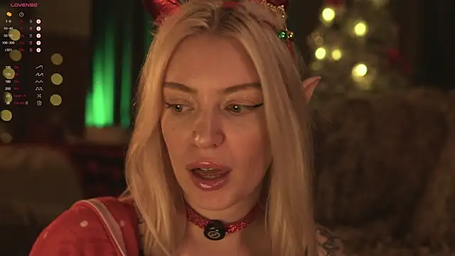 LinaKinky online show from 12-25-24, 11:54