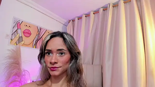 SkiinnyAna online show from 04-11-26, 07:40