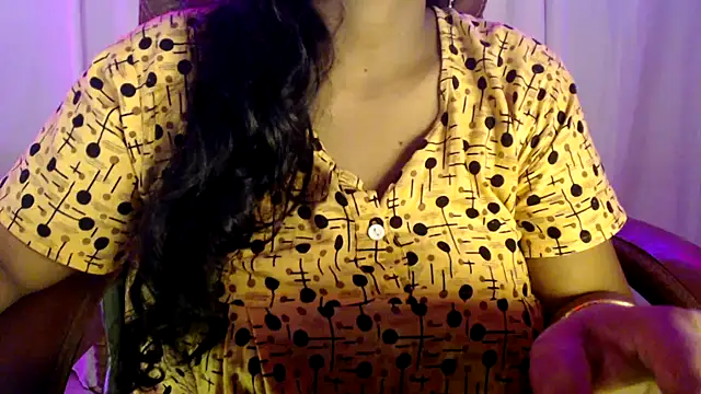 Prita07 online show from 09-10-25, 01:22