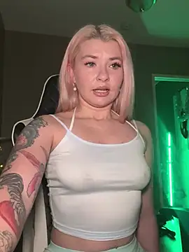 Anour amour online show from 12-19-24, 02:56