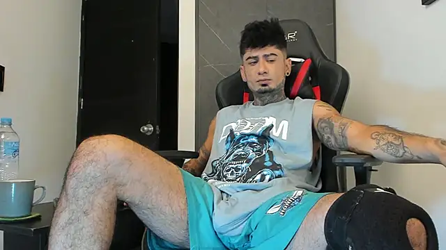 Snapshot of sergiio_mesa27 chatting on 01-05-25, 02:52 sergiio mesa27 online show from 01-05-25, 02:52