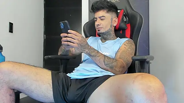 Snapshot of sergiio_mesa27 chatting on 01-26-25, 08:13 sergiio mesa27 online show from 01-26-25, 08:13