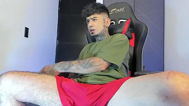 Snapshot of sergiio_mesa27 chatting on 02-01-25, 10:34 sergiio mesa27 online show from 02-01-25, 10:34