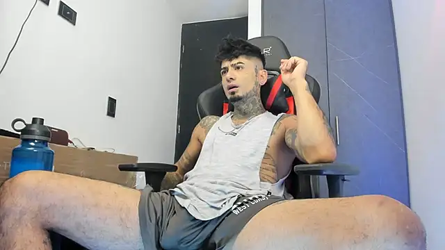 Snapshot of sergiio_mesa27 chatting on 02-23-25, 01:53 sergiio mesa27 online show from 02-23-25, 01:53