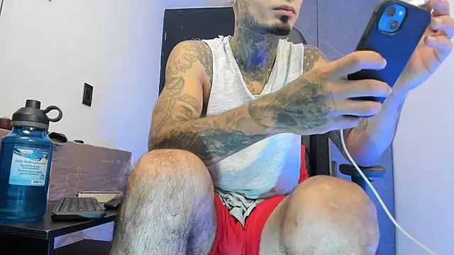 Snapshot of sergiio_mesa27 chatting on 02-26-25, 02:03 sergiio mesa27 online show from 02-26-25, 02:03