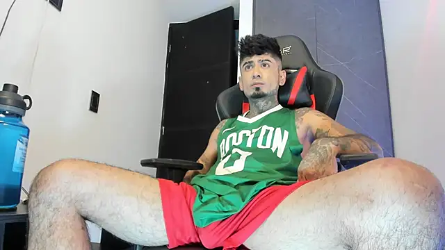 Snapshot of sergiio_mesa27 chatting on 03-01-25, 11:37 sergiio mesa27 online show from 03-01-25, 11:37