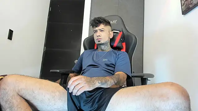 Snapshot of sergiio_mesa27 chatting on 03-11-25, 11:55 sergiio mesa27 online show from 03-11-25, 11:55