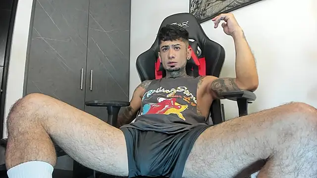 Snapshot of sergiio_mesa27 chatting on 10-03-25, 01:30 sergiio mesa27 online show from 10-03-25, 01:30