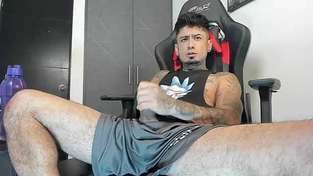 Snapshot of sergiio_mesa27 chatting on 10-09-25, 01:58 sergiio mesa27 online show from 10-09-25, 01:58