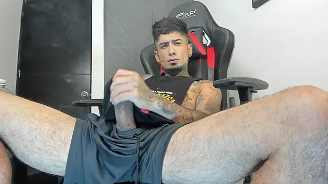 Snapshot of sergiio_mesa27 chatting on 10-26-25, 12:38 sergiio mesa27 online show from 10-26-25, 12:38