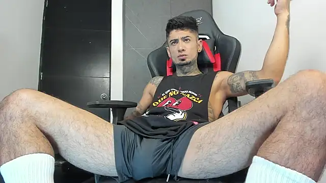 Snapshot of sergiio_mesa27 chatting on 10-26-25, 02:01 sergiio mesa27 online show from 10-26-25, 02:01