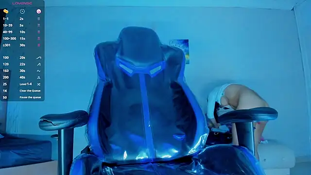 Lissalittlee online show from 01-12-26, 08:03