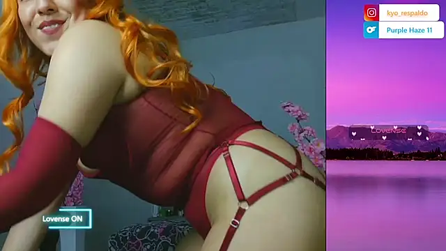 Snapshot of PurpleHaze17 chatting on 10-28-25, 12:03 PurpleHaze17 online show from 10-28-25, 12:03