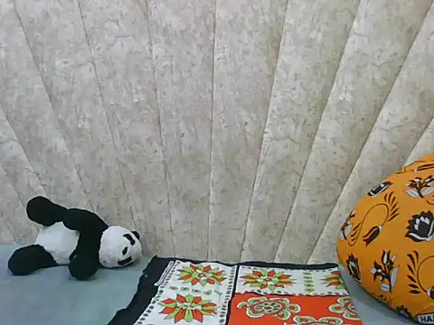 Sexy Villagegal online show from 09-13-25, 05:35