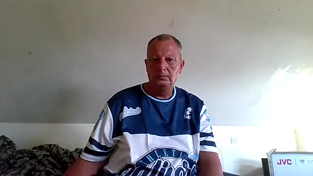 Snapshot of chubbybear2cum chatting on 07-13-26, 06:22 chubbybear2cum online show from 07-13-26, 06:22