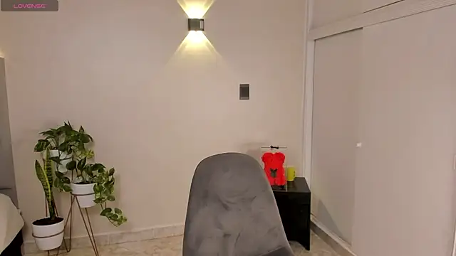 Snapshot of _Miss_Kimm chatting on 01-30-25, 11:22 Miss Kimm online show from 01-30-25, 11:22