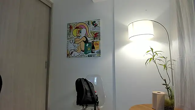 Snapshot of _Miss_Kimm chatting on 03-01-25, 11:17 Miss Kimm online show from 03-01-25, 11:17