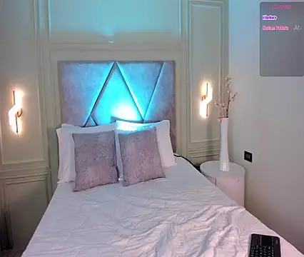 Snapshot of _Miss_Kimm chatting on 09-13-25, 11:10 Miss Kimm online show from 09-13-25, 11:10