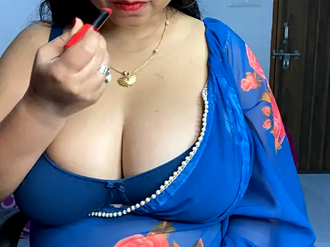 Snapshot of Aishwarya_101_ chatting on 12-01-25, 07:30 Aishwarya 101 online show from 12-01-25, 07:30