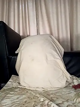 Snapshot of ANAYA-B chatting on 11-15-25, 06:00 ANAYA-B online show from 11-15-25, 06:00