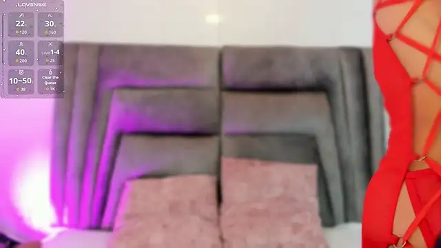 sophiee smith online show from 09-16-25, 11:44