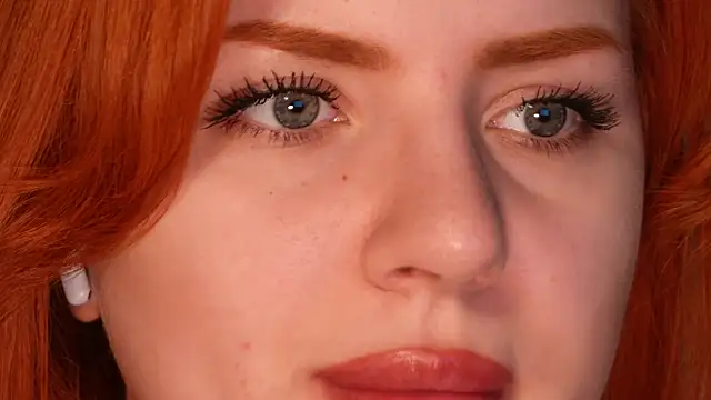 Snapshot of Chriss_Fox chatting on 02-07-25, 06:24 Chriss Fox online show from 02-07-25, 06:24