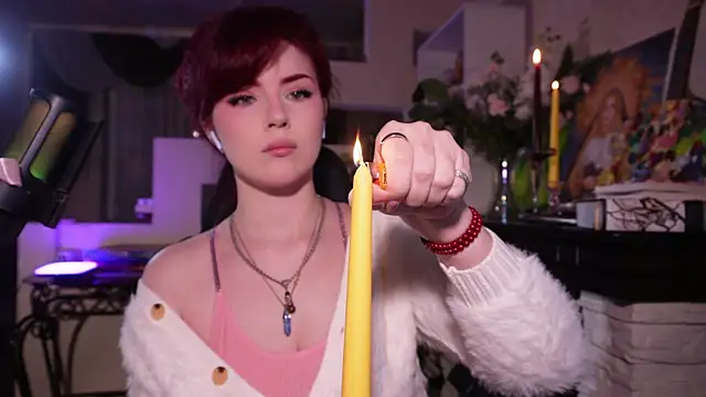 Snapshot of Chriss_Fox chatting on 11-23-25, 03:23 Chriss Fox online show from 11-23-25, 03:23