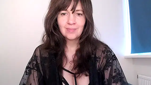 Ella Next Door online show from 02-11-26, 08:08