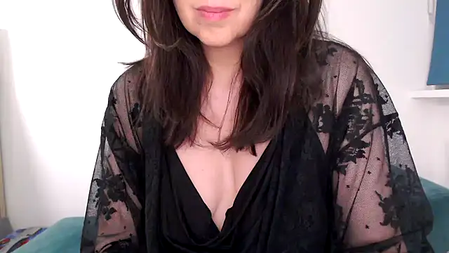 Ella Next Door online show from 04-16-26, 09:15