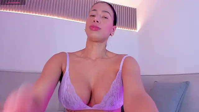 jasminehill  online show from 01-16-26, 12:31