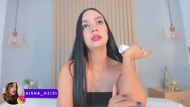 aisha h  online show from 10-07-25, 09:01