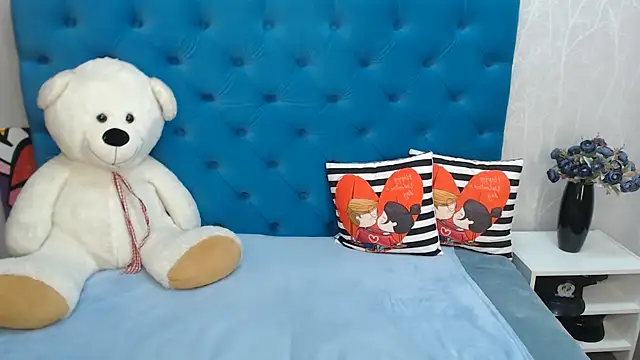 Snapshot of Sexy_MALIKKA chatting on 02-04-25, 04:39 Sexy MALIKKA online show from 02-04-25, 04:39