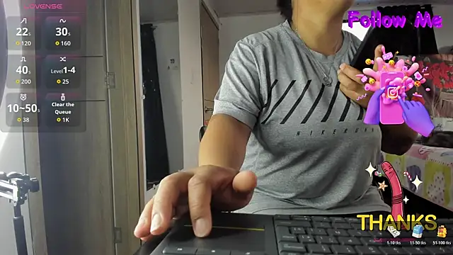 Snapshot of Selket11 chatting on 01-13-26, 08:58 Selket11 online show from 01-13-26, 08:58