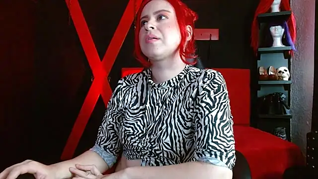 Snapshot of Naty_slavedoll chatting on 03-06-25, 07:21 Naty slavedoll online show from 03-06-25, 07:21