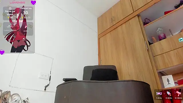 violetmontan online show from 10-25-25, 09:39