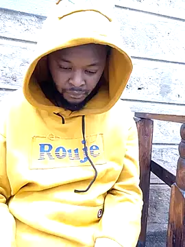 Snapshot of Freaky_Vannahs chatting on 10-29-25, 07:43 Freaky Vannahs online show from 10-29-25, 07:43