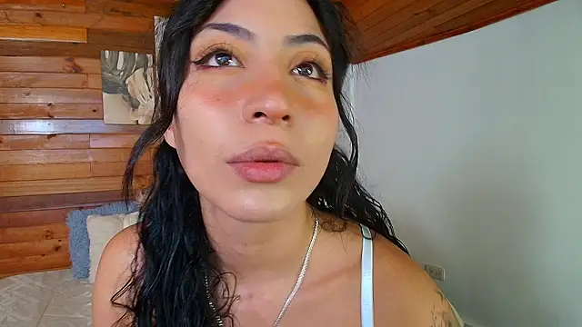 amber curly online show from 03-14-26, 05:18