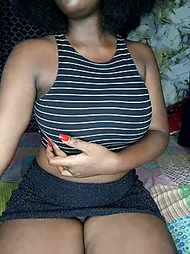 Snapshot of Tushy_baiby2000 chatting on 02-21-25, 08:07 Tushy baiby2000 online show from 02-21-25, 08:07